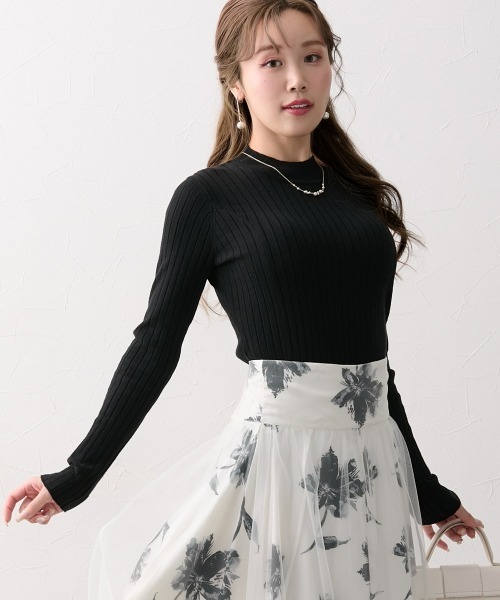 Nissen glamor(ニッセングラマー)の「【大きい胸専用】ぴったりシルエットプチハイニット(ニット/セーター・レディース・ブラック/グリーン・L/LL/3L/M)」の17枚目の写真