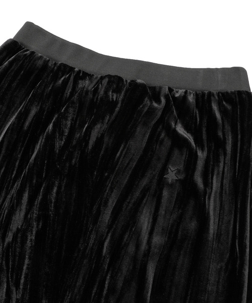 CONVERSE TOKYO（コンバーストウキョウ）の「VELOR ASYMMETRY FLARE SKIRT（スカート・レディース・ブルー/ブラック・FREE）」の17枚目の写真