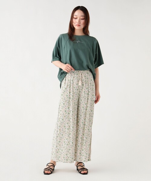 BEAMS HEART(ビームスハート)の「【8/13値下げ】シンプル 刺繍 Tシャツ(Tシャツ/カットソー・レディース・グリーン系その他/ブルー系その他/オフホワイト/チャコールグレー・FREE)」の10枚目の写真