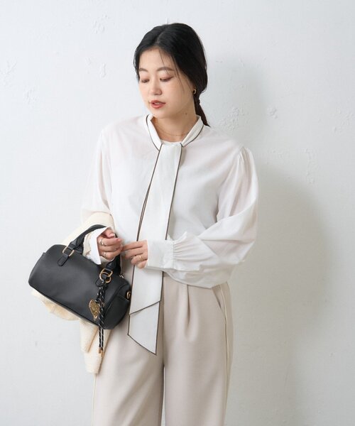 CIAOPANIC TYPY（チャオパニックティピー）の「≪オケージョン対応≫配色パイピングボウタイシャツ（シャツ/ブラウス・レディース・サックスブルー/ホワイト・ONE SIZE）」の8枚目の写真