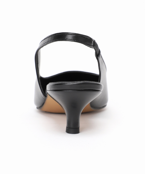 Noble（ノーブル）の「《・NOBLE別注》オリジナルバックストラップヒール（パンプス・レディース・ベージュ/ブラック・22.5cm/23cm/23.5cm/24cm/24.5cm/25cm）」の14枚目の写真