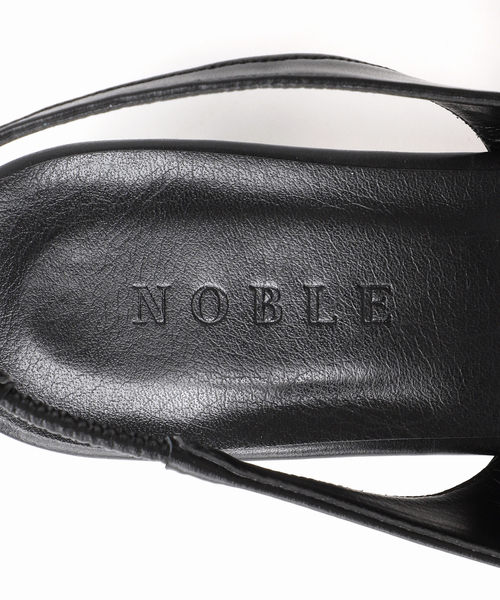 Noble（ノーブル）の「《・NOBLE別注》オリジナルバックストラップヒール（パンプス・レディース・ベージュ/ブラック・22.5cm/23cm/23.5cm/24cm/24.5cm/25cm）」の15枚目の写真