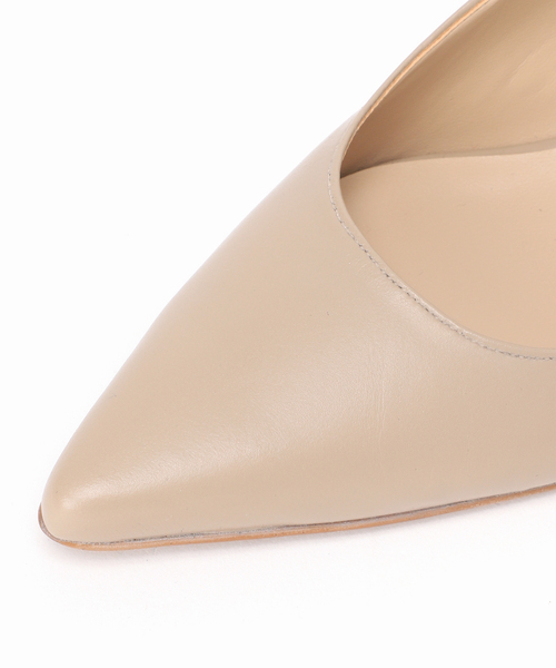 Noble（ノーブル）の「《・NOBLE別注》オリジナルバックストラップヒール（パンプス・レディース・ベージュ/ブラック・22.5cm/23cm/23.5cm/24cm/24.5cm/25cm）」の21枚目の写真