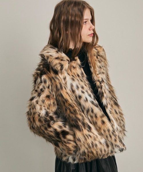 Clum(クルム)の「レオパードエコファーブルゾン(その他アウター・レディース・ベージュ系・SMALL/MEDIUM)」の9枚目の写真