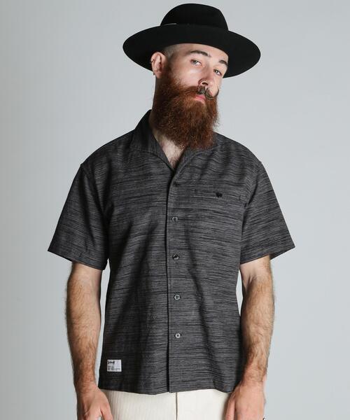 schott(ショット)の「Schott/ショット/MIX SHARK COLLAR SS SHIRT/ミックス シャークカラー 半袖シャツ(シャツ/ブラウス・メンズ・ブラック/ブラウン・2XL/XL/L/M)」の2枚目の写真