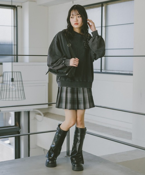 repipi armario(レピピ アルマリオ)の「ハイウエストプリーツスカート(スカート・キッズ・チャコールグレー/ブルー/ブラック・SMALL/MEDIUM/LARGE)」の5枚目の写真