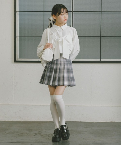 repipi armario(レピピ アルマリオ)の「ハイウエストプリーツスカート(スカート・キッズ・チャコールグレー/ブルー/ブラック・SMALL/MEDIUM/LARGE)」の11枚目の写真