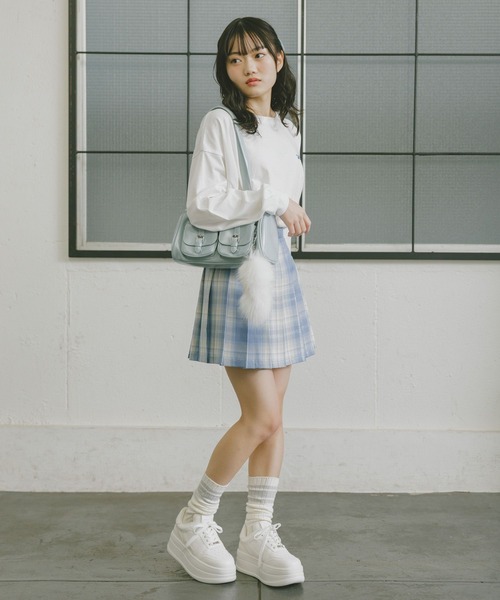 repipi armario(レピピ アルマリオ)の「ハイウエストプリーツスカート(スカート・キッズ・チャコールグレー/ブルー/ブラック・SMALL/MEDIUM/LARGE)」の15枚目の写真