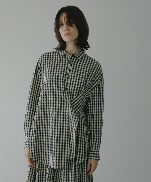 MANOF(マノフ)の「OVER SIZED 2WAY SHIRTS(シャツ/ブラウス・レディース・ブラックミックス・S/M)」の4枚目の写真