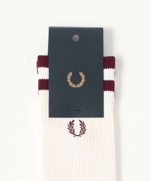 Ray BEAMS(レイビームス)の「【別注】FRED PERRY / ソックス(ソックス/靴下・レディース・ブラック/ナチュラル・ONE SIZE)」の4枚目の写真