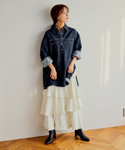 mysty woman（ミスティウーマン）の「ライトオンスデニムシャツ　659091（シャツ/ブラウス・レディース・インディゴブルー/ブルー・FREE）」の5枚目の写真