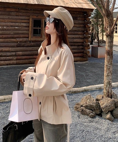 &soiree(アンドソワレ)の「2WAYスタンドカラートレンチコート(トレンチコート・レディース・アイボリー・SMALL/MEDIUM/LARGE/X-LARGE)」の2枚目の写真