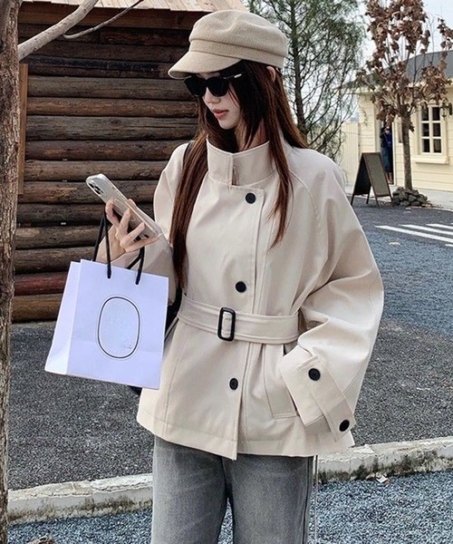 &soiree(アンドソワレ)の「2WAYスタンドカラートレンチコート(トレンチコート・レディース・アイボリー・SMALL/MEDIUM/LARGE/X-LARGE)」の3枚目の写真
