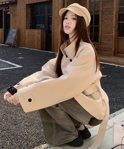 &soiree(アンドソワレ)の「2WAYスタンドカラートレンチコート(トレンチコート・レディース・アイボリー・SMALL/MEDIUM/LARGE/X-LARGE)」の5枚目の写真