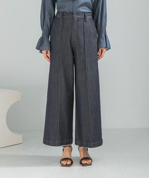 URBAN RESEARCH ROSSO WOMEN(アーバンリサーチ ロッソ)の「ピンタックストレッチワイドデニムパンツ(デニムパンツ・レディース・インディゴブルー・36/38)」の8枚目の写真