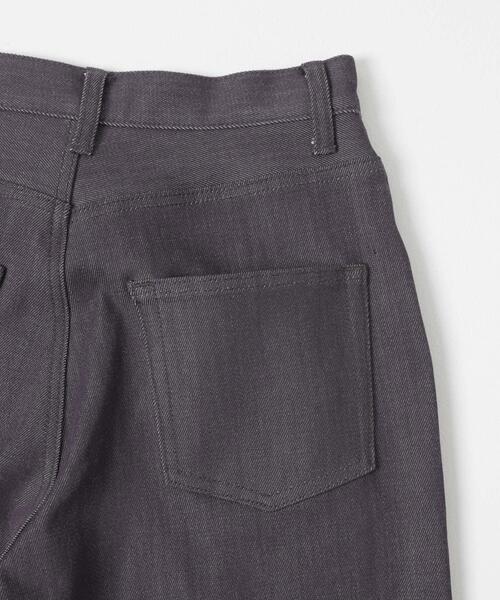 URBAN RESEARCH ROSSO WOMEN(アーバンリサーチ ロッソ)の「ピンタックストレッチワイドデニムパンツ(デニムパンツ・レディース・インディゴブルー・36/38)」の17枚目の写真