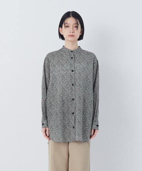 conges payes ADIEU TRISTESSE(コンジェ ペイエ アデュートリステス)の「フラワープリントポケット付きシャツ(シャツ/ブラウス・レディース・ブラック系その他・38)」の7枚目の写真