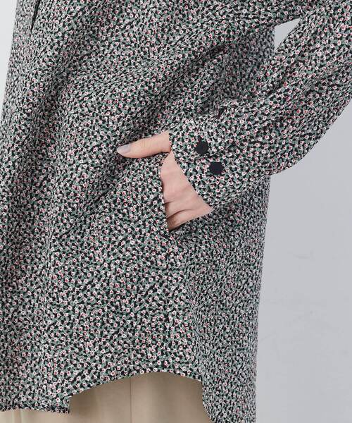 conges payes ADIEU TRISTESSE(コンジェ ペイエ アデュートリステス)の「フラワープリントポケット付きシャツ(シャツ/ブラウス・レディース・ブラック系その他・38)」の13枚目の写真