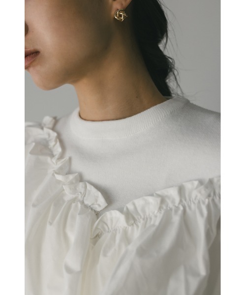 STYLEMIXER(スタイルミキサー)の「アシンメトリーフリルニットトップ(ニット/セーター・レディース・ホワイト/ネイビー/ブラック・FREE)」の15枚目の写真