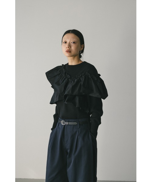 STYLEMIXER(スタイルミキサー)の「アシンメトリーフリルニットトップ(ニット/セーター・レディース・ホワイト/ネイビー/ブラック・FREE)」の4枚目の写真