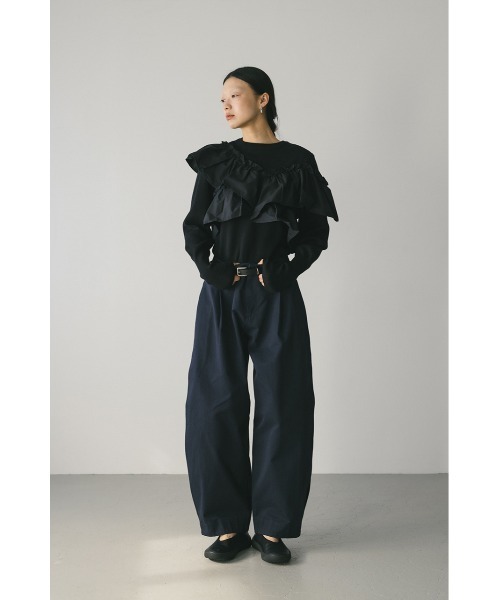 STYLEMIXER(スタイルミキサー)の「アシンメトリーフリルニットトップ(ニット/セーター・レディース・ホワイト/ネイビー/ブラック・FREE)」の5枚目の写真