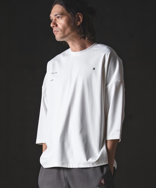 GLIMCLAP（グリムクラップ）の「mlt5567-Airy Smooth Fabric 3-4 Sleeve T-Shirt 7分袖カットソー(201-026-gls-cg)（Tシャツ/カットソー・メンズ・チャコール/ブラック/ホワイト/ベージュ・M/S/L）」の2枚目の写真