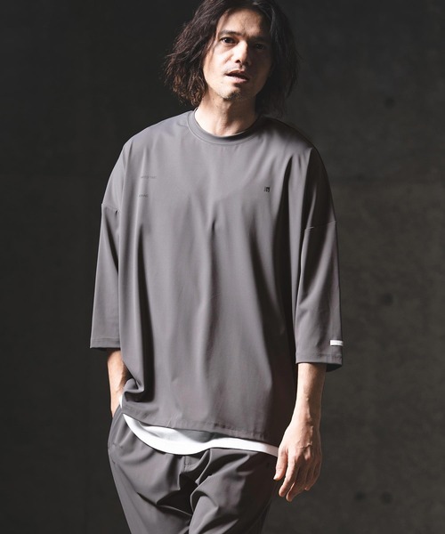 GLIMCLAP（グリムクラップ）の「mlt5567-Airy Smooth Fabric 3-4 Sleeve T-Shirt 7分袖カットソー(201-026-gls-cg)（Tシャツ/カットソー・メンズ・チャコール/ブラック/ホワイト/ベージュ・M/S/L）」の4枚目の写真