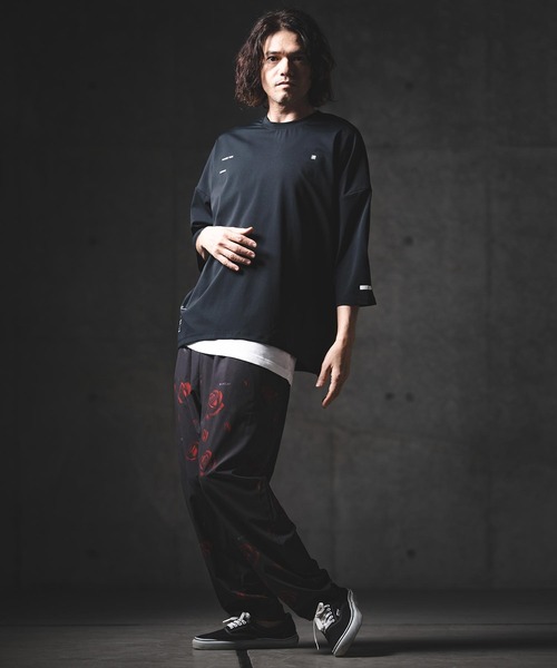 GLIMCLAP（グリムクラップ）の「mlt5567-Airy Smooth Fabric 3-4 Sleeve T-Shirt 7分袖カットソー(201-026-gls-cg)（Tシャツ/カットソー・メンズ・チャコール/ブラック/ホワイト/ベージュ・M/S/L）」の19枚目の写真