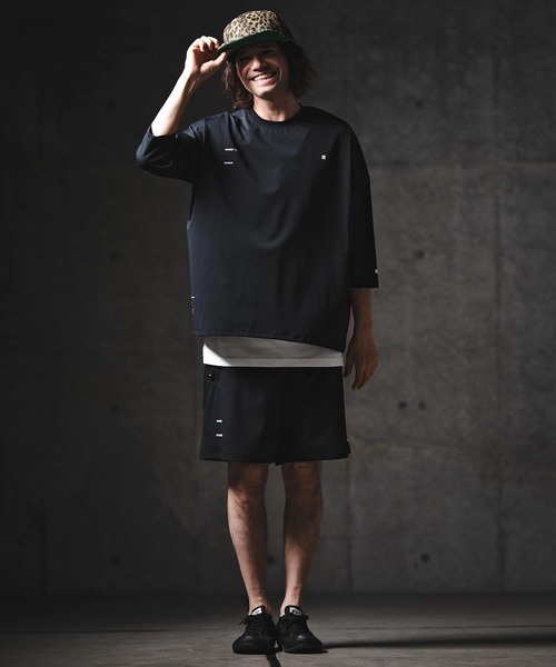 GLIMCLAP（グリムクラップ）の「mlt5567-Airy Smooth Fabric 3-4 Sleeve T-Shirt 7分袖カットソー(201-026-gls-cg)（Tシャツ/カットソー・メンズ・チャコール/ブラック/ホワイト/ベージュ・M/S/L）」の21枚目の写真
