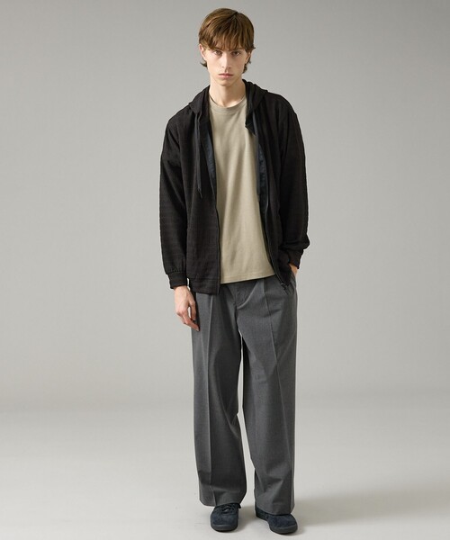 ABAHOUSE（アバハウス）の「シアーストレッチ ダブルジップ メッシュパーカー（パーカー・メンズ・ブラック/ホワイト/グリーン系その他・44/46/48）」の4枚目の写真