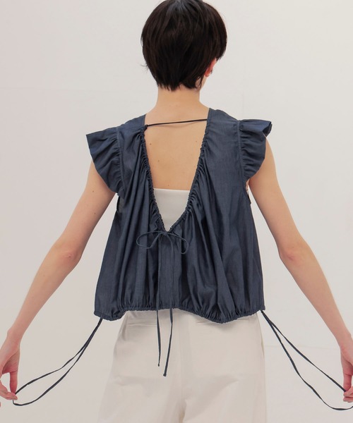 DRESSLAVE(ドレスレイブ)の「raffle bubble blouse(ラッフルバブルブラウス)(シャツ/ブラウス・レディース・ブラック/ネイビー・38)」の5枚目の写真