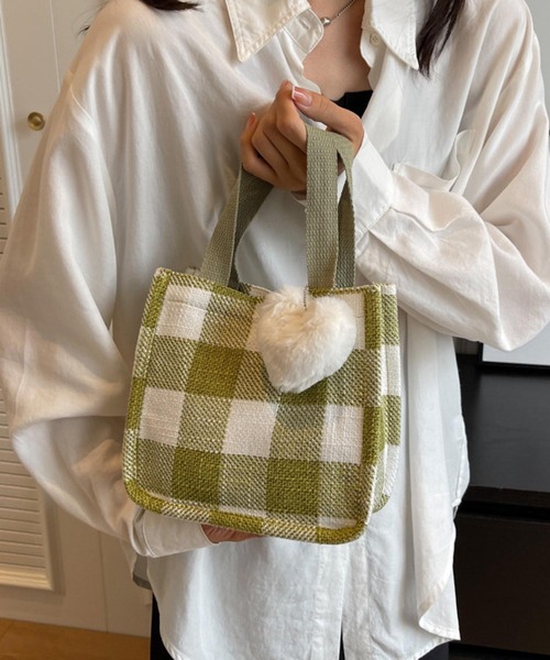 Mignonjour(ミニョンジュール)の「Mignonjour/ハートチャーム付きチェック柄ミニトートバッグ M2891(トートバッグ・レディース・レッド/グリーン/ブラック/パープル・FREE)」の6枚目の写真
