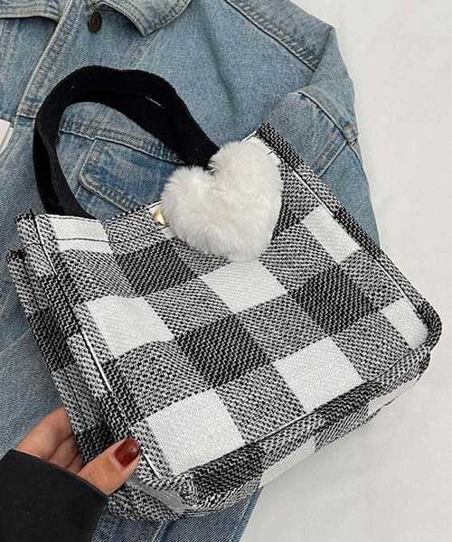 Mignonjour(ミニョンジュール)の「Mignonjour/ハートチャーム付きチェック柄ミニトートバッグ M2891(トートバッグ・レディース・レッド/グリーン/ブラック/パープル・FREE)」の8枚目の写真