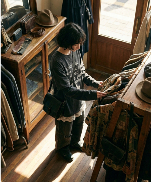 REBRENNER(リブレンナー)の「DTFトリップピグメントレイヤードTシャツチャコール(Tシャツ/カットソー・レディース・その他・MEDIUM/LARGE/X-LARGE)」の3枚目の写真
