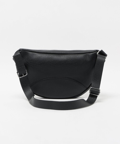 A DAY IN THE LIFE UNITED ARROWS（アデイインザライフユナイテッドアローズ）の「レザーライク ボディバッグ＜A DAY IN THE LIFE＞（ボディバッグ/ウエストポーチ・メンズ・ブラック・FREE）」の3枚目の写真