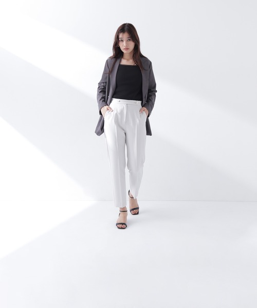 NATURAL BEAUTY BASIC(ナチュラルビューティーベーシック)の「【Oggi5月号掲載】◇<骨格ストレート>メタルポイントアンクルパンツ(その他パンツ・レディース・ダークブルー/ブラック/グレイッシュベージュ・MEDIUM/P/S)」の11枚目の写真