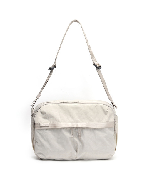 CHROME（クローム）の「［ CHROME / クローム ］PAC SHOULDER 12L / パック ショルダー 12リットル 耐水 ショルダーバッグ 容量：12L（ショルダーバッグ・メンズ・ブラック・FREE）」の16枚目の写真