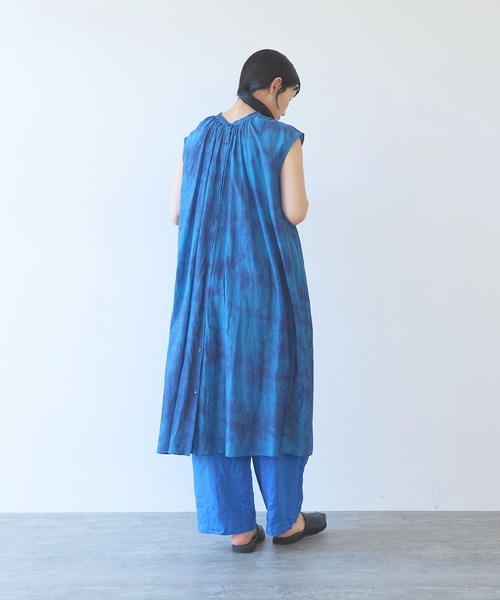 yuni(ユニ )の「100/1cotton cupla diffused dye 2way gather shirt one-piece(ワンピース・レディース・ピンク/ブルー・FREE)」の10枚目の写真