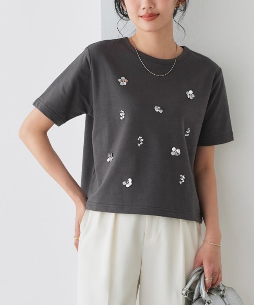 Pierrot(ピエロ)の「フラワービジュープルオーバー(Tシャツ/カットソー・レディース・チャコール/オフホワイト・L/M)」の11枚目の写真