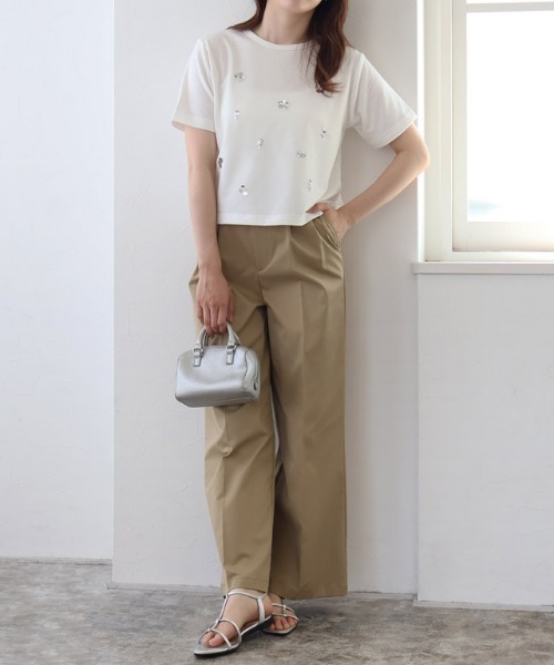 Pierrot(ピエロ)の「フラワービジュープルオーバー(Tシャツ/カットソー・レディース・チャコール/オフホワイト・L/M)」の4枚目の写真
