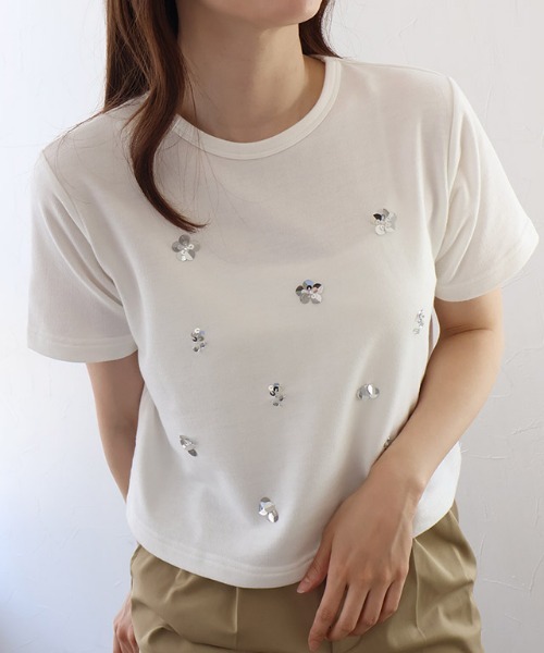 Pierrot(ピエロ)の「フラワービジュープルオーバー(Tシャツ/カットソー・レディース・チャコール/オフホワイト・L/M)」の5枚目の写真