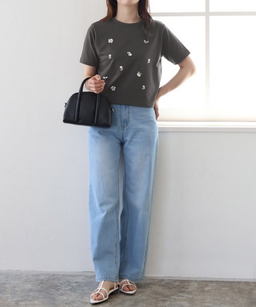 Pierrot(ピエロ)の「フラワービジュープルオーバー(Tシャツ/カットソー・レディース・チャコール/オフホワイト・L/M)」の10枚目の写真