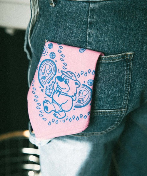 BAYFLOW（ベイフロー）の「【THE MAX SHOW!】バンダナ45×45（バンダナ/スカーフ・レディース・イエロー/ブルー/ピンク/グリーン・0）」の4枚目の写真