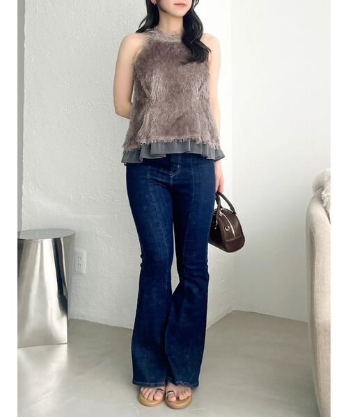 dazzlin(ダズリン)の「スイッチングフレアデニムパンツ(デニムパンツ・レディース・ブルー/インディゴブルー・LARGE/MEDIUM/SMALL)」の10枚目の写真