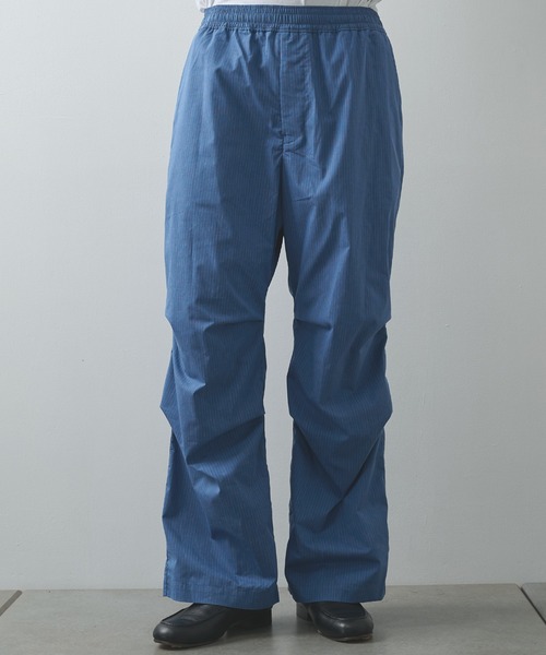 MATSUFUJI(マツフジ)の「【MATSUFUJI/マツフジ】別注 Wide Cargo Trousers(カーゴパンツ・メンズ・ブラウン/その他17/ダークブルー/レッド/グリーン・3/2)」の3枚目の写真