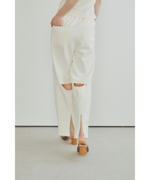Muel Chic(ミュエルシック)の「Mild sweat pants マイルドスウェットパンツ(スウェットパンツ・レディース・ネイビー/グレー/アイボリー/ブラック・MEDIUM/SMALL)」の11枚目の写真