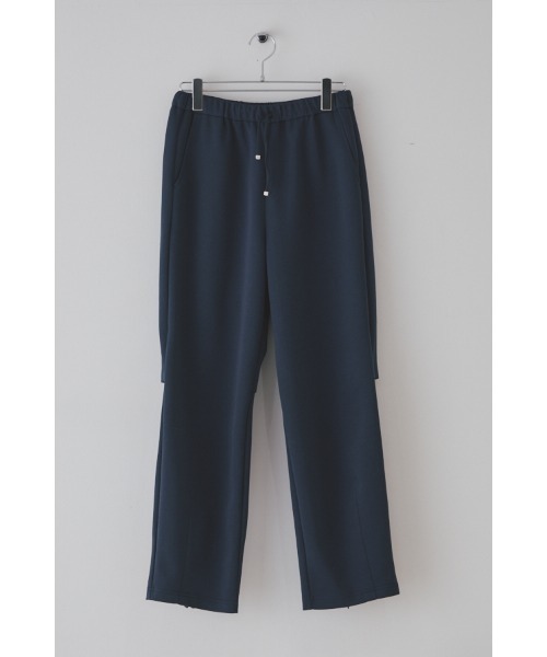 Muel Chic(ミュエルシック)の「Mild sweat pants マイルドスウェットパンツ(スウェットパンツ・レディース・ネイビー/グレー/アイボリー/ブラック・MEDIUM/SMALL)」の8枚目の写真