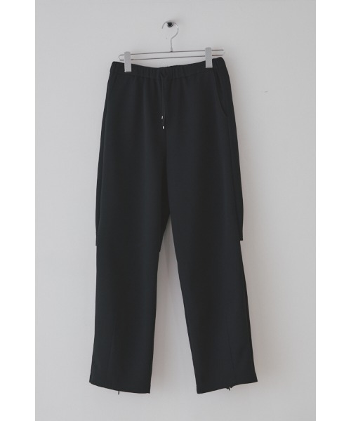 Muel Chic(ミュエルシック)の「Mild sweat pants マイルドスウェットパンツ(スウェットパンツ・レディース・ネイビー/グレー/アイボリー/ブラック・MEDIUM/SMALL)」の9枚目の写真