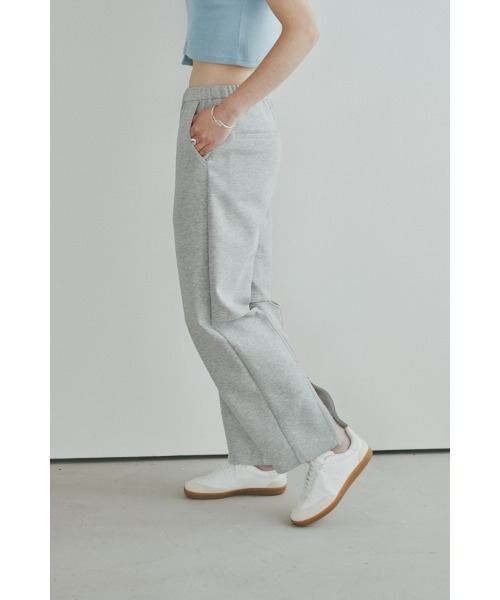 Muel Chic(ミュエルシック)の「Mild sweat pants マイルドスウェットパンツ(スウェットパンツ・レディース・ネイビー/グレー/アイボリー/ブラック・MEDIUM/SMALL)」の21枚目の写真
