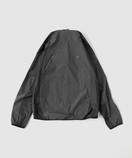 ROA / ロア NUMB PINSTRIPED HOODED WIND JACKET（ナイロンジャケット
